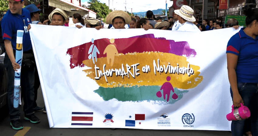 El Programa Mesoamérica, desde “InformArte en Movimiento”, estuvo presente en la Caminata Binacional para prevenir la trata de personas.